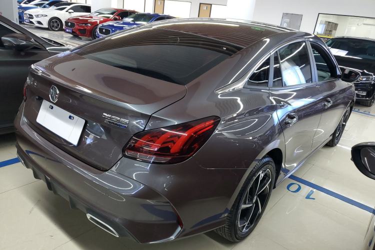 Used MG 5 2021 Revised 300TGI DCT Qingshè Luxurious Enjoyment Edition
