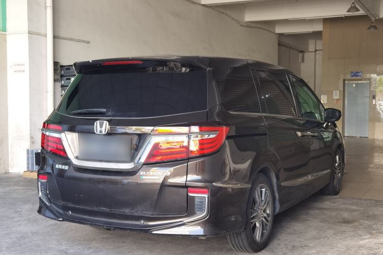 Used Honda Elysion 2019 2.0L Hybrid Luxury Edition
