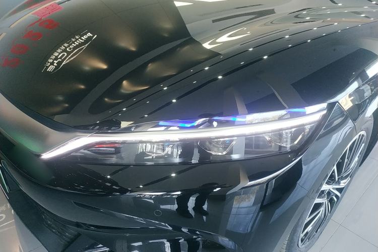 Used BYD Han 2025 EV with 701 km of Laser Radar-Enabled Intelligent Driving
