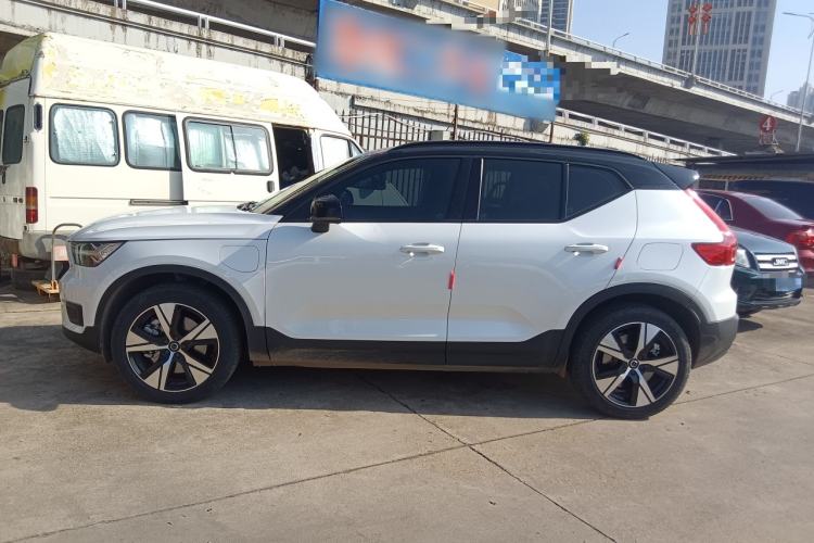 Used Volvo XC40 New Energy 2021 P8 Pure Electric All-Wheel Drive Smart Luxury Sport Edition
