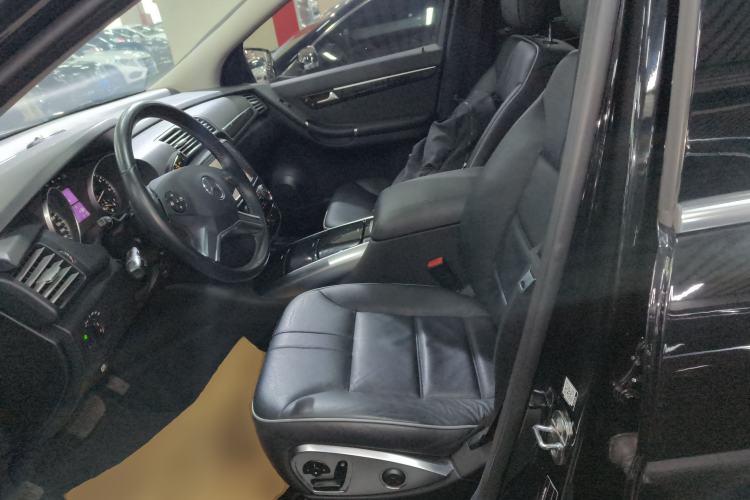 Used Mercedes-Benz R-Class 2017 R 320 4MATIC Business Edition Prestige Model
