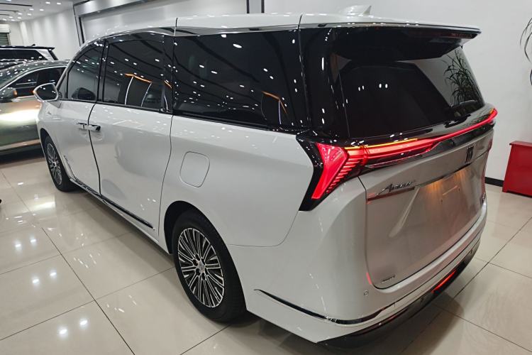 Used Buick GL8 New Energy 2024 Lu Zun Deluxe Edition 7-Seater