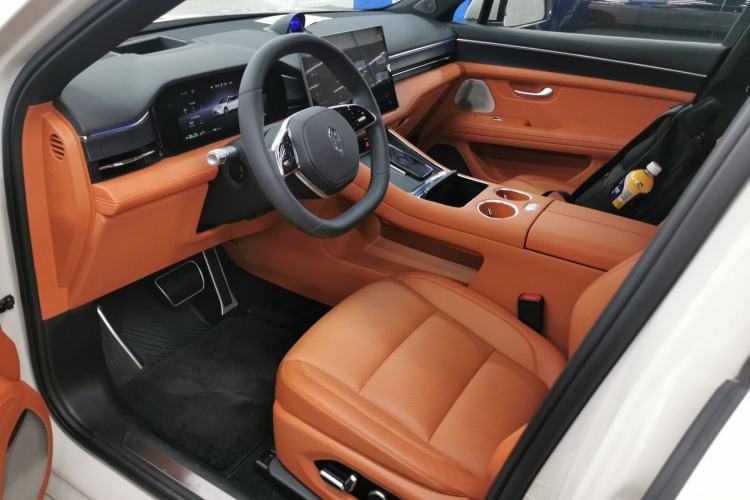 Used Hima AITO M5 2025 Extended-Range Ultra All-Wheel-Drive Version
