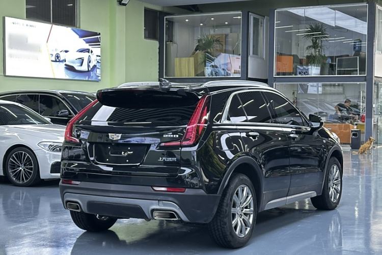 Used Cadillac XT4 2018 28T Two-Wheel Drive Leading Version

