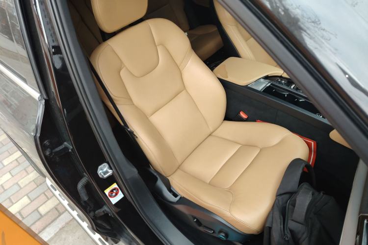 Used Volvo XC90 2015 T6 Zhiyi Edition 7-Seater