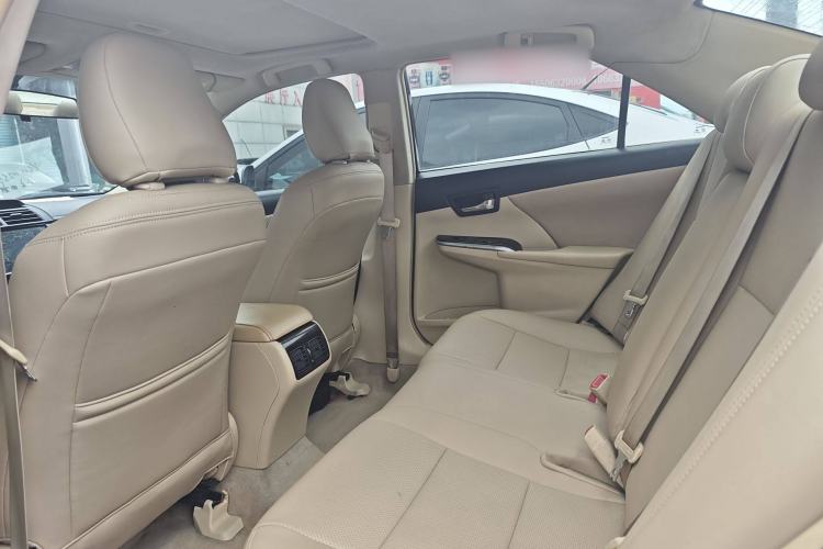 Used Toyota Camry 2016 2.0E 10th Anniversary Elite Edition
