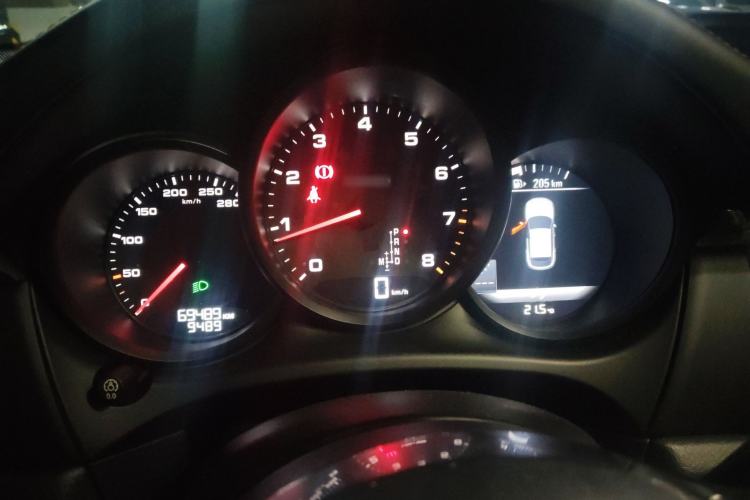 Used Porsche Macan 2017 Macan 2.0T
