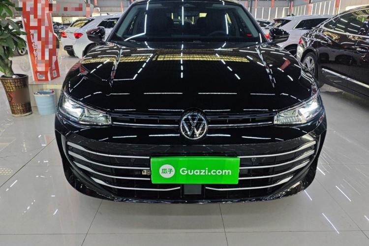 Used Volkswagen Passat 2025 Pro 380TSI Dragon Glory Edition