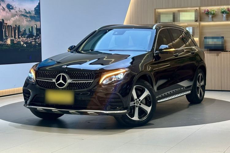 Used Mercedes-Benz GLC 2019 Facelift GLC 260 L 4MATIC Luxury Model
