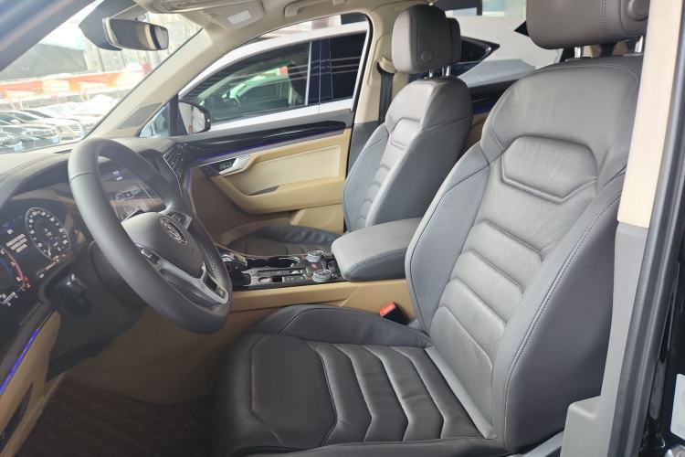 Used Volkswagen Touareg 2020 3.0 TSI Luxury Edition China VI