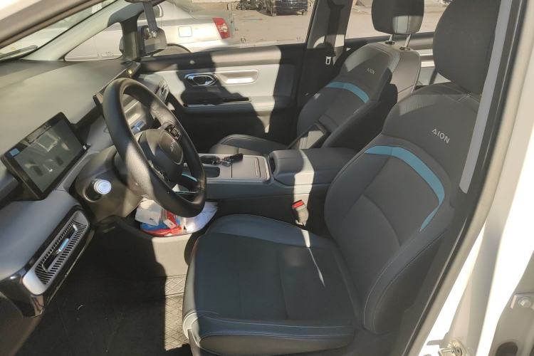 Used AION Y 2023 Younger Star Edition