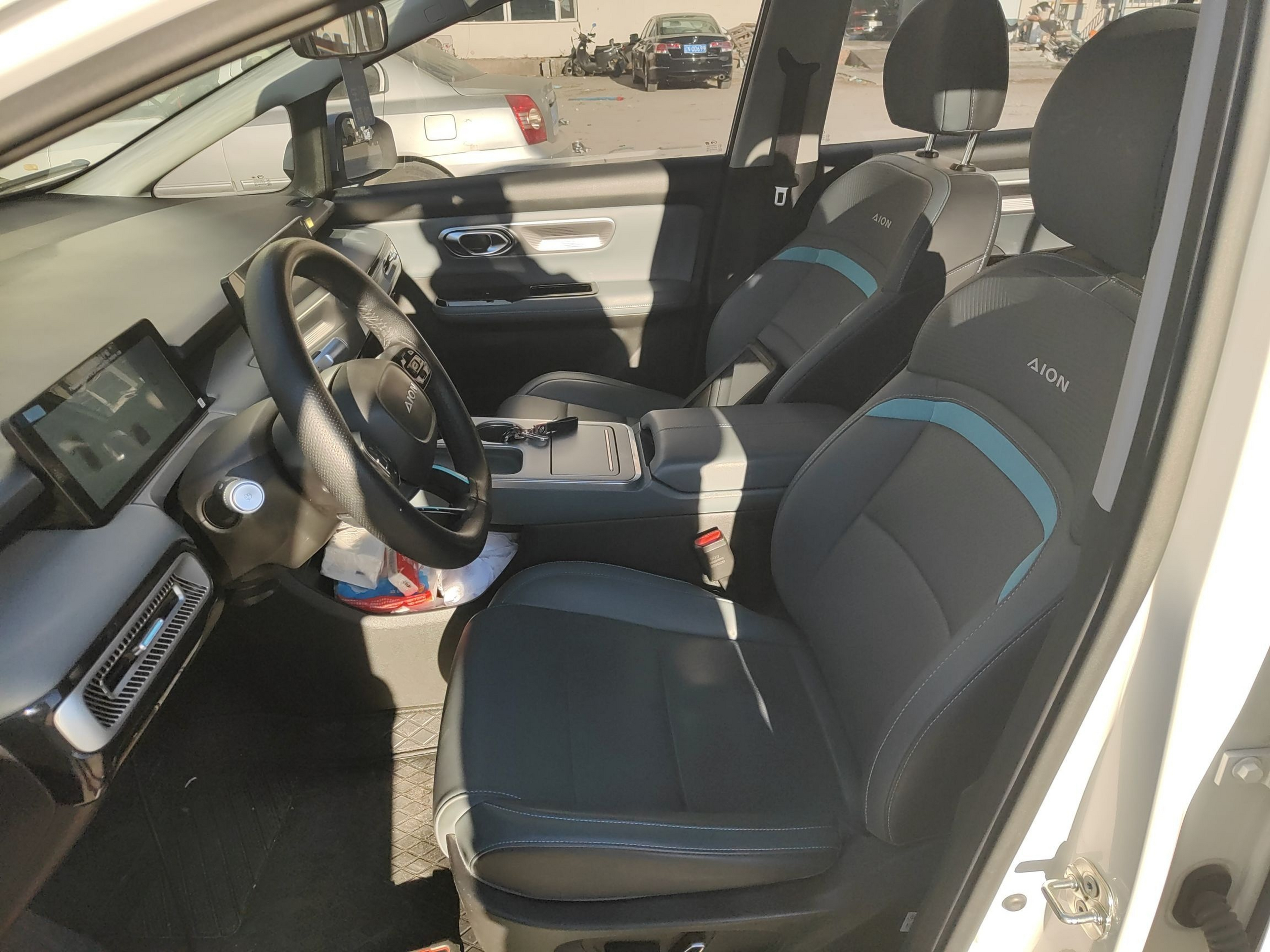 Переднее сиденье в автомобиле