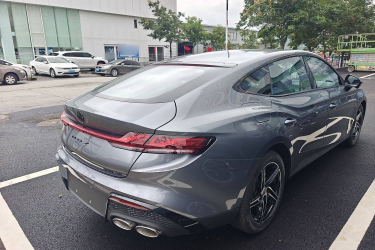 Used MG 7 2025 1.5T 300 DCT Luxury Edition
