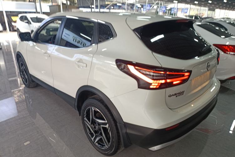 Used Nissan Qashqai 2025 Honor 2.0L CVT XV+ Leading Edition
