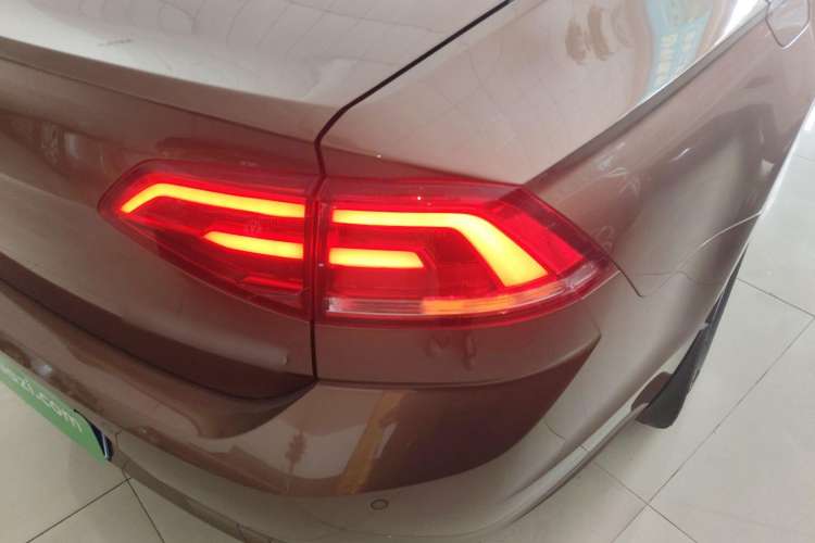 Used Volkswagen Lamando 2018 230TSI DSG Fashion Edition
