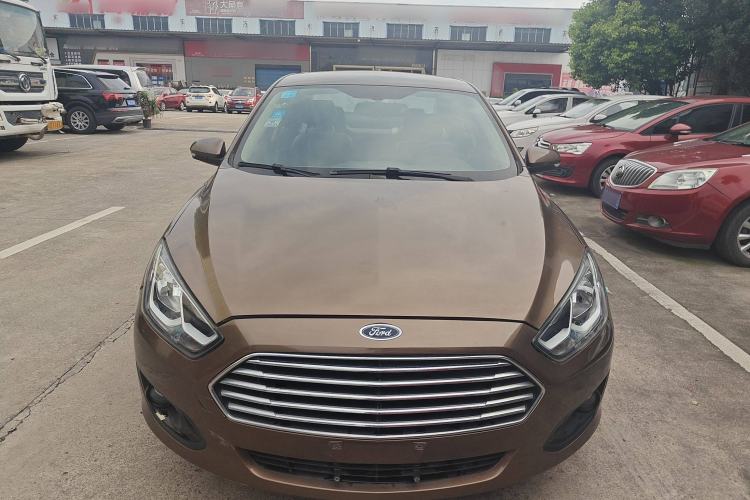 Used Ford Escort 2015 1.5L Manual Comfort Model
