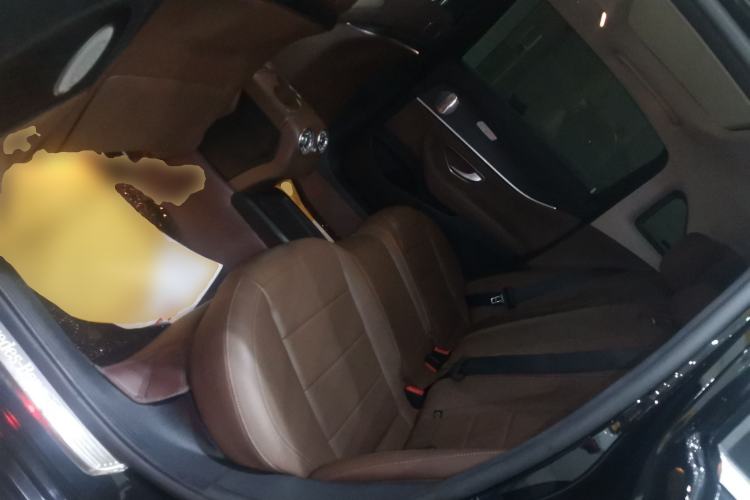 Used Mercedes-Benz E-Class 2019 Restyled E 300 L Sporty and Stylish Edition
