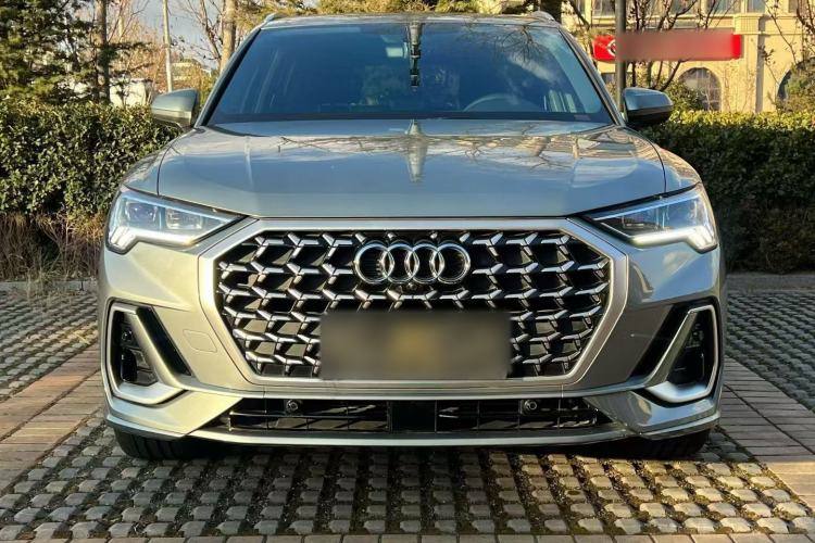 Used Audi Q3 2024 35 TFSI Fashion Dynamic Edition
