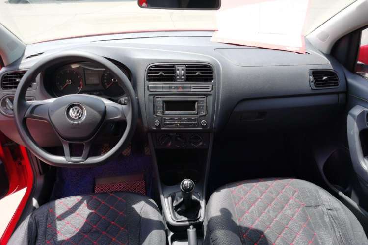 Used Volkswagen Polo 2016 1.4L Manual Fashion Model
