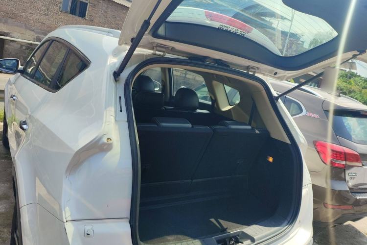 Used Dongfeng Fengon 580 2017 1.5T CVT Luxury Model
