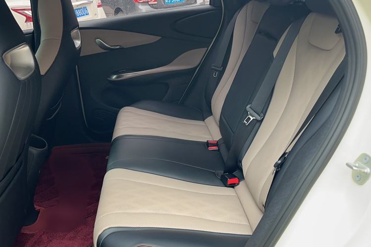 Used BYD Dolphin 2023 420 km Fashion Edition
