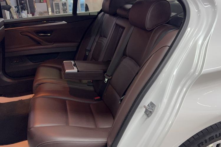 Used BMW 5 Series 2014 525Li Luxury Design Package
