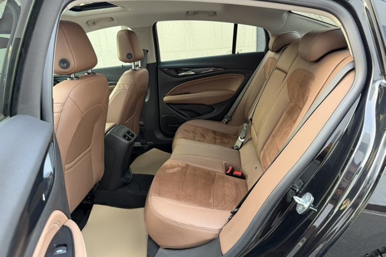 Used Buick Regal 2020 552T Luxury Version
