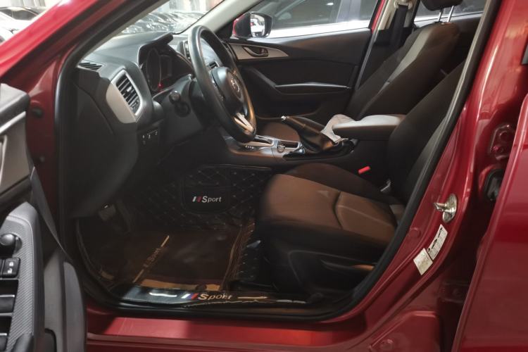 Used Mazda Mazda 3 Axela 2017 Sedan 1.5L Automatic Comfort Model Emission Standard China V
