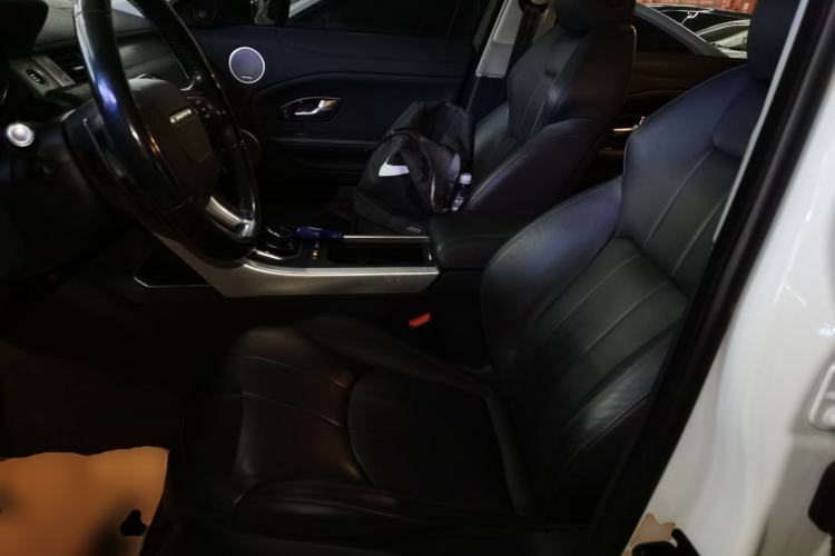 Used Land Rover Range Rover Evoque 2018 240 PS SE Smart Brilliance Edition
