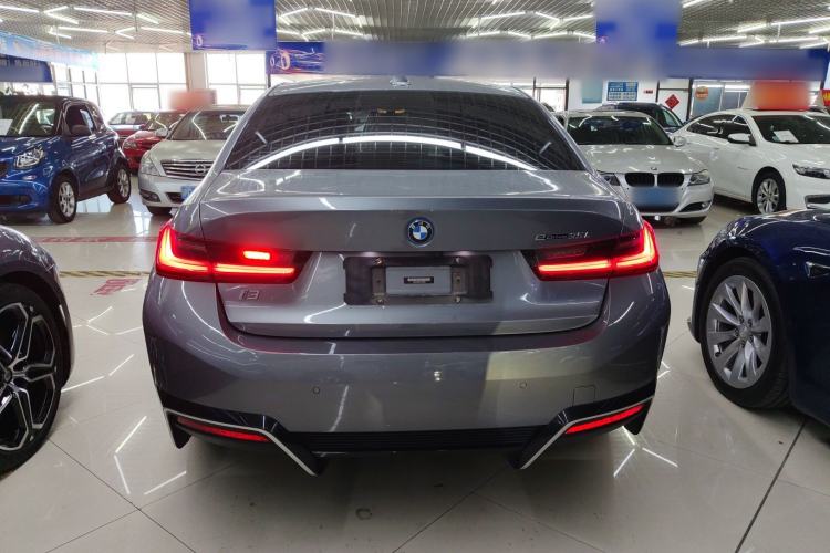 Used BMW i3 2022 eDrive 35 L
