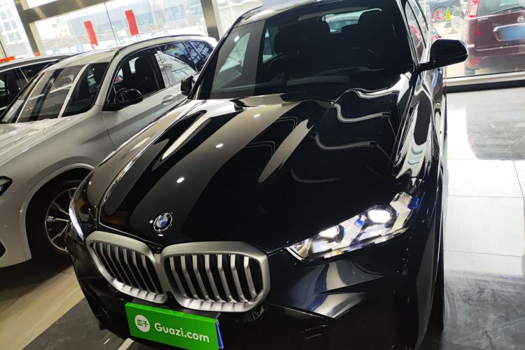 Used BMW X5 2023 xDrive 40Li M Sport Night Edition Package
