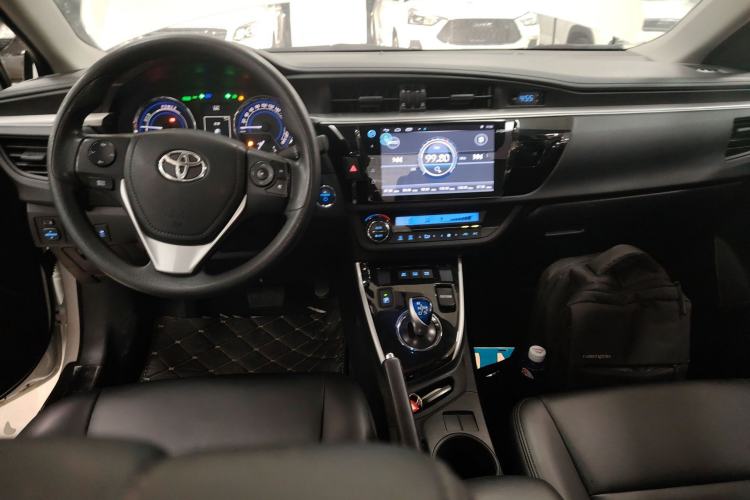 Used Toyota Levin 2017 Revised Dual-Engine 1.8H GS E-CVT Elite Sunroof Version China V Standard