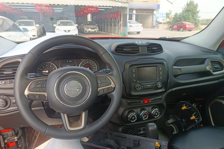 Used  Renegade 2016 1.4T Automatic Jingneng Edition
