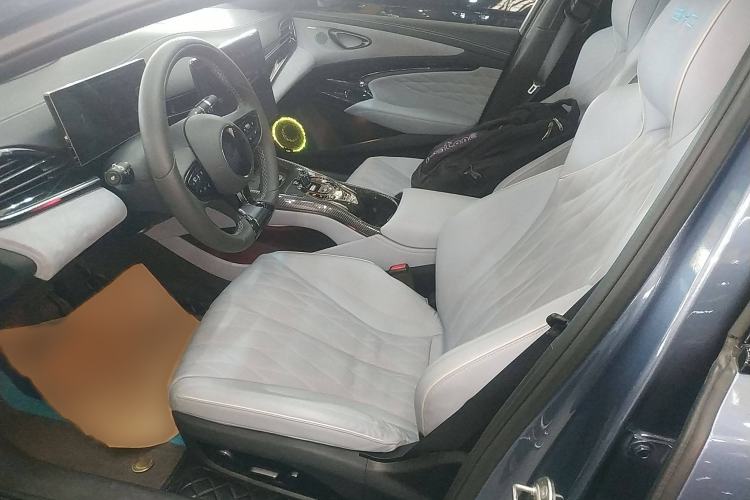 Used BYD Seal 2022 650 km All-Wheel-Drive Performance Version
