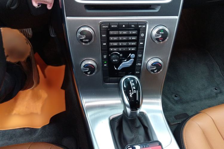 Used Volvo S60 2017 S60L T4 Smart Range Edition