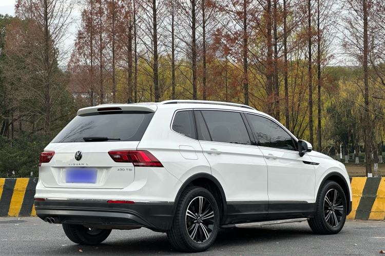 Used Volkswagen Tiguan L 2021 330TSI Automatic Two-Wheel Drive Smart Edition
