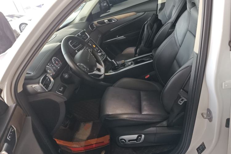 Used Lynk & Co 01 2019 2.0T Two-Wheel-Drive Pro Version China VI Standard
