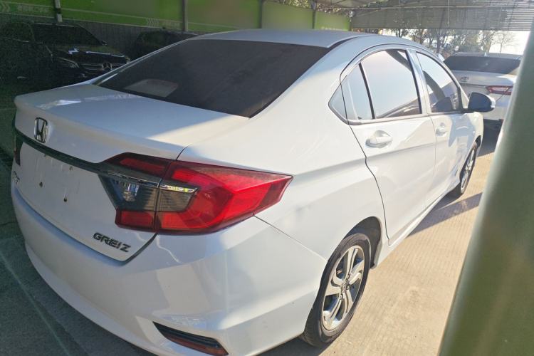 Used Honda Greiz 2016 1.5L CVT Classic Edition
