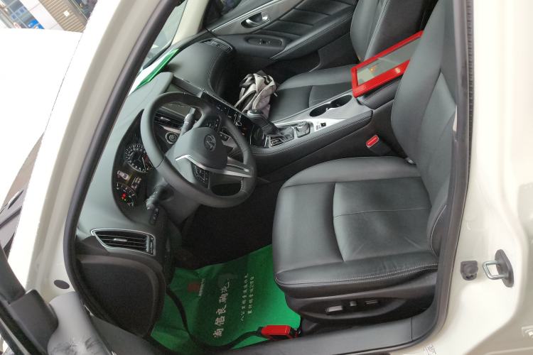 Used Infiniti Q50L 2018 2.0T Enjoyment Version China VI Standard