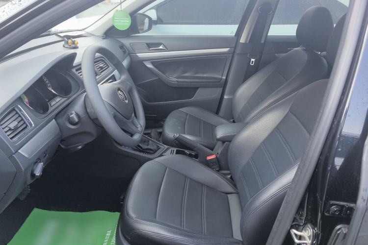 Used Volkswagen Lavida 2015 1.6L Automatic Fashion Edition