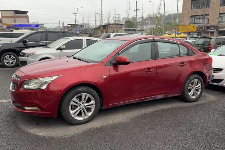 Used Chevrolet Cruze 2015 1.5L Classic SE MT
