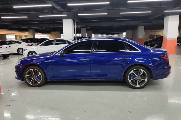 Used Audi A4L 2019 40 TFSI Fashion Edition China VI Emission Standard

