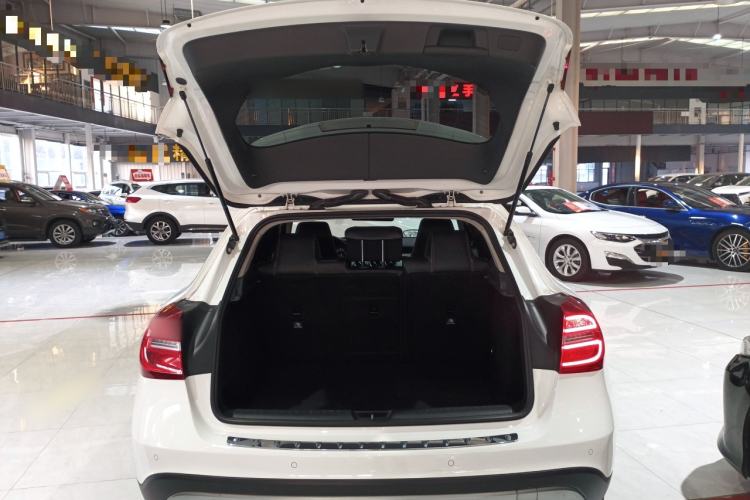 Used Mercedes-Benz GLA 2015 GLA 200 Fashion Model
