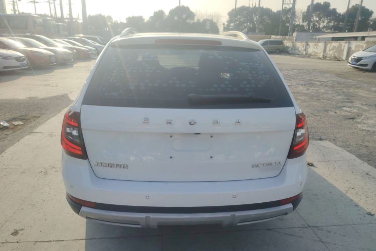 Used Skoda Octavia 2019 TSI280 DSG Luxury Edition Station Wagon China VI Standard