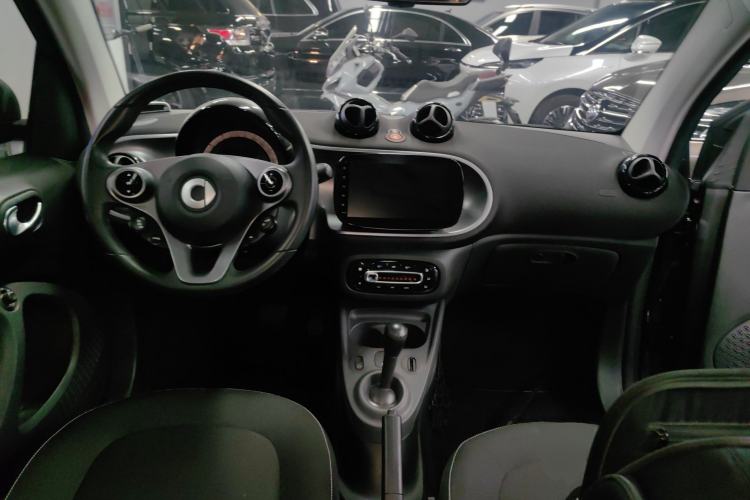 Used  fortwo 2018 1.0L 52kW Hardtop Passion Edition China V Standard
