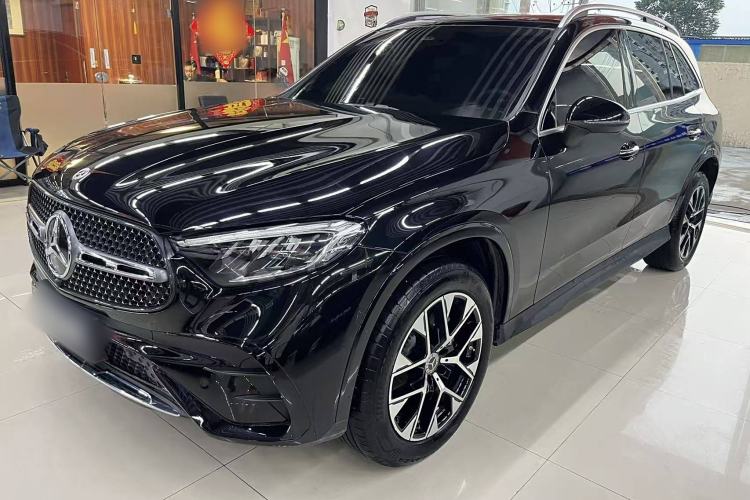 Used Mercedes-Benz GLC 2023 GLC 260 L 4MATIC Luxury Model 5 Seats
