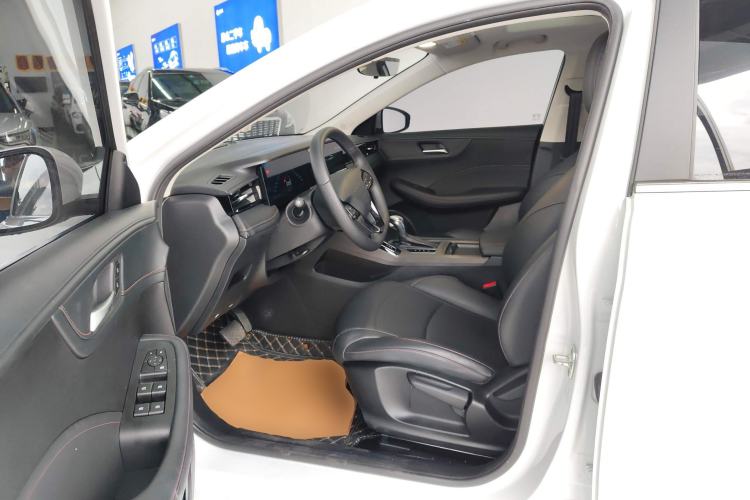 Used Roewe i5 2023 1.5L CVT Luxury Edition
