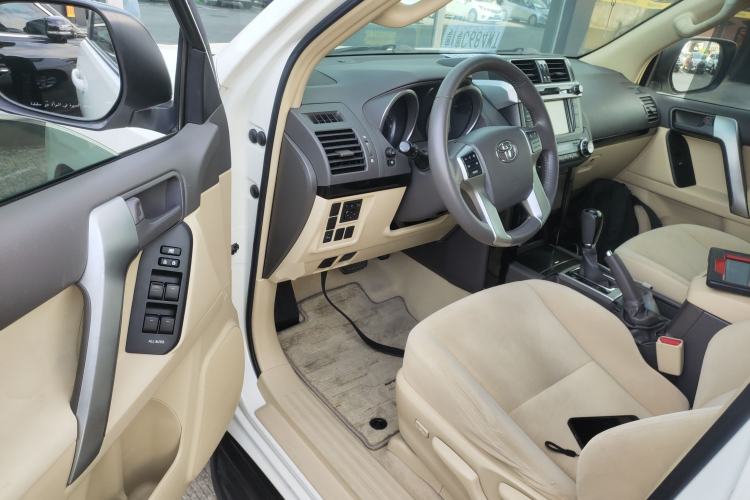 Used Toyota Prado 2017 2.7L Parallel Import
