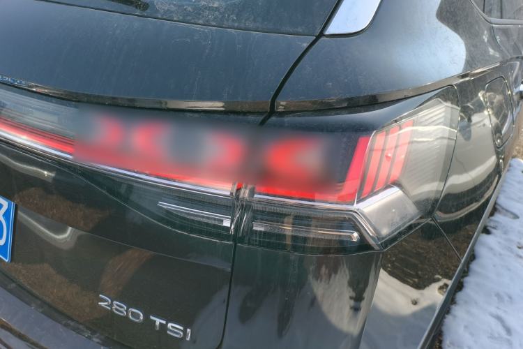 Used Volkswagen Tayron 2023 280TSI Two-Wheel-Drive Luxury Plus Advanced Version
