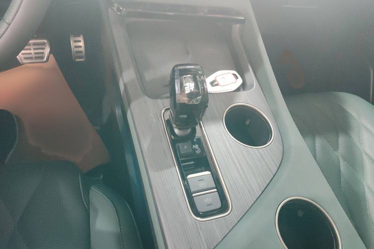 Used  Shanhai L9 2024 1.5TD 2DHT Air 7-Seater
